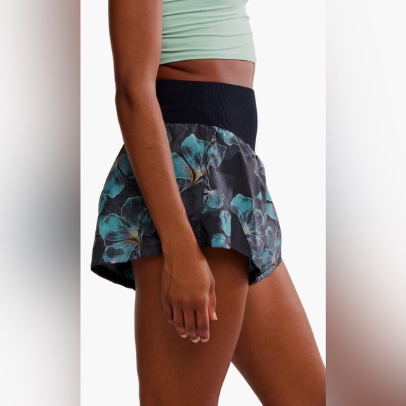 Free People Movement Carpe Diem Shorts - Picture 2 of 9